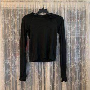 Swiftly Tech Long Sleeve Shirt 2.0 Crop Top
